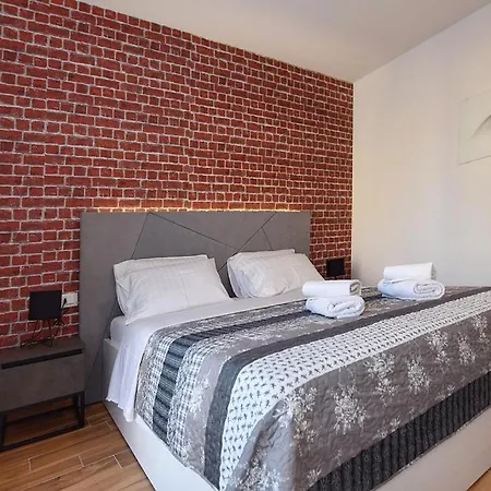 Apartment 4 Corner The Center Of The Old Town Zadar