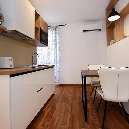 アパート 4 Corner The Center Of The Old Town *